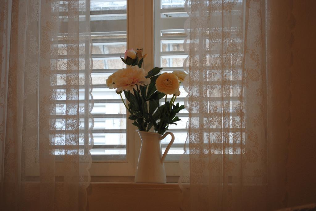 Apartment Optimist Makarska Phòng bức ảnh