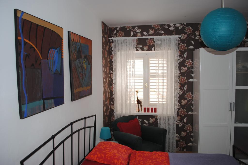 Apartment Optimist Makarska Phòng bức ảnh