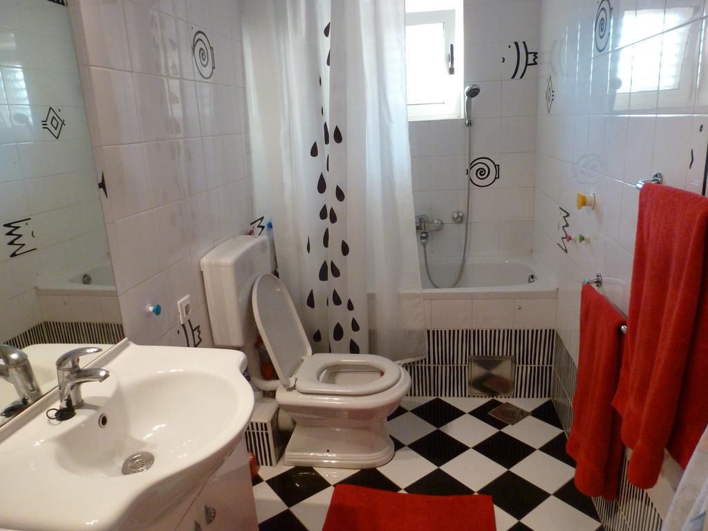 Apartment Optimist Makarska Ngoại thất bức ảnh