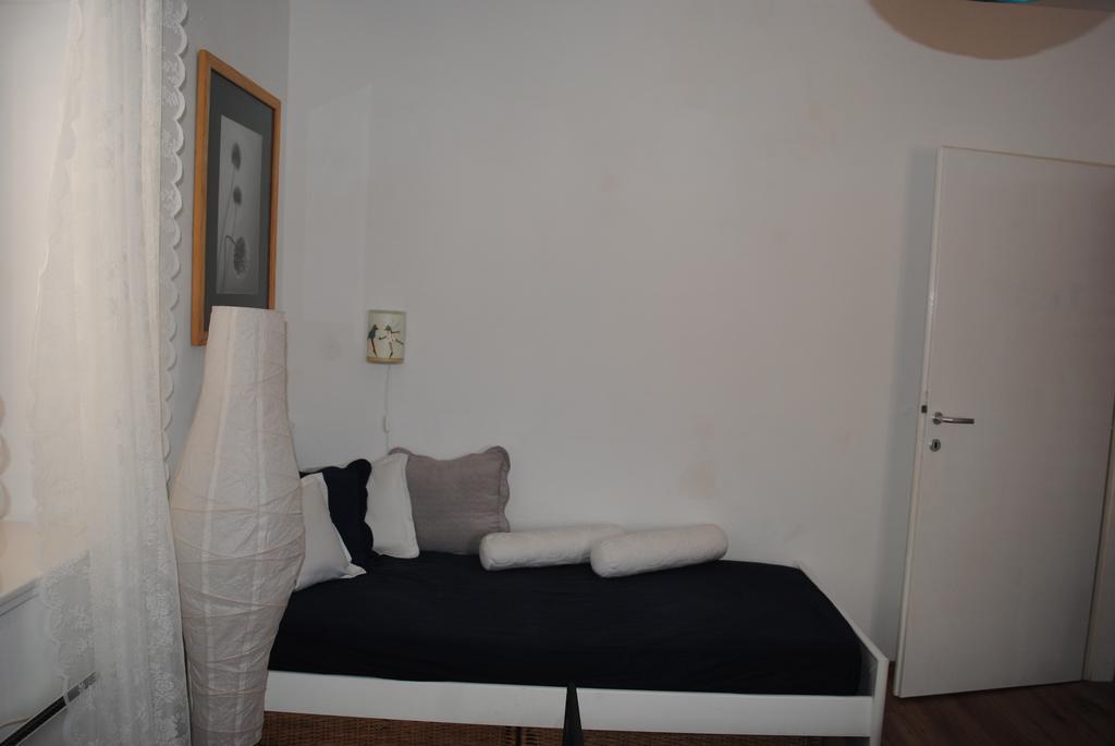 Apartment Optimist Makarska Phòng bức ảnh