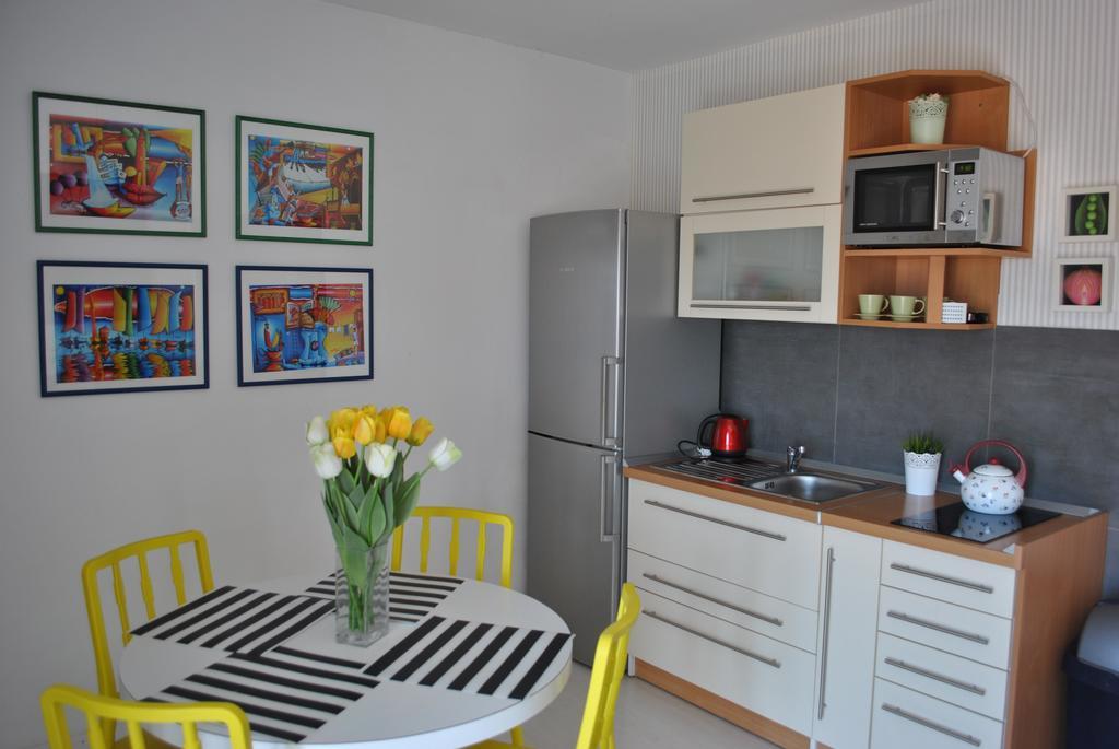 Apartment Optimist Makarska Ngoại thất bức ảnh